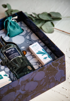 Barra Distillers & ishga Skincare Set